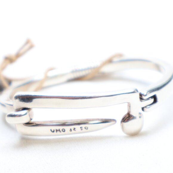 Uno de 50 Silver Tone Puzzling Curious Bangle Bracelet $155 - Picture 2 of 6